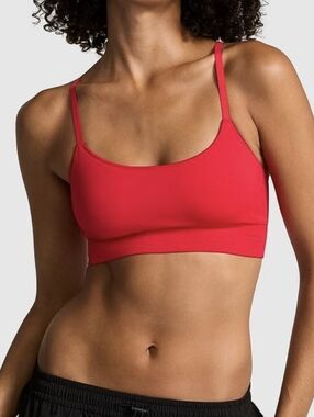 Seamless Scoop Racerback Sports Bra PINK Victorias Secret